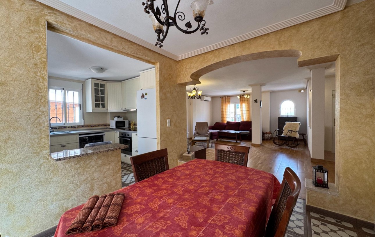 Sale - Villa - Orihuela Costa - Los Balcones