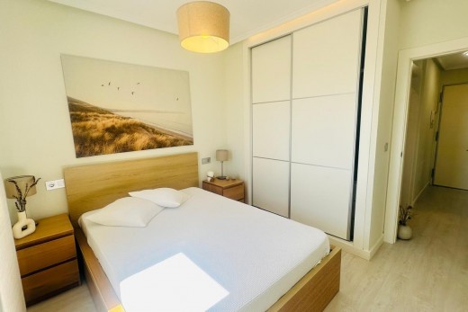 Resale - Piso - Torrevieja - Nueva Torrevieja