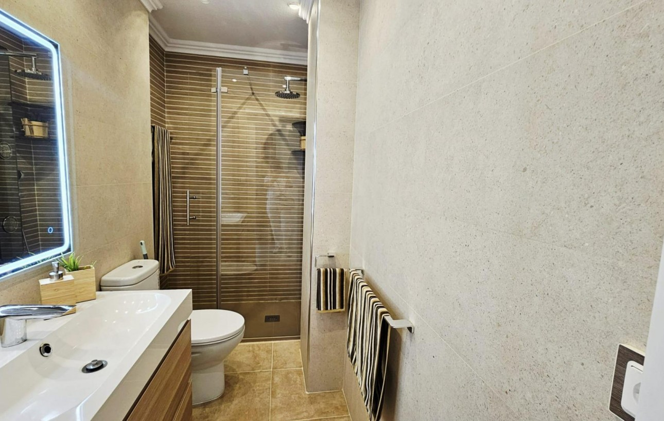 Resale - Piso - Torrevieja - Nueva Torrevieja