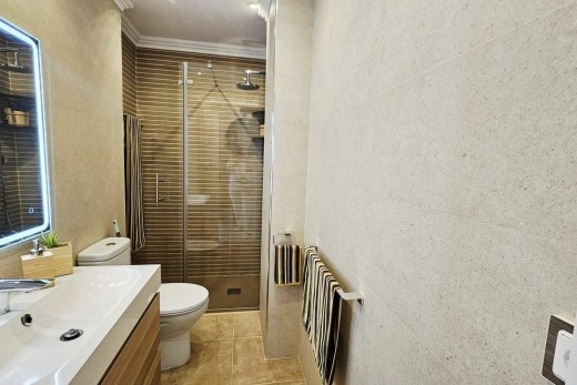 Resale - Piso - Torrevieja - Nueva Torrevieja