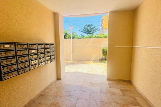 Resale - Piso - Torrevieja - Nueva Torrevieja