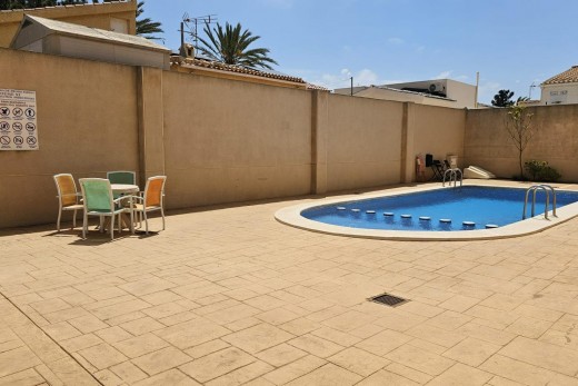 Resale - Piso - Torrevieja - Nueva Torrevieja