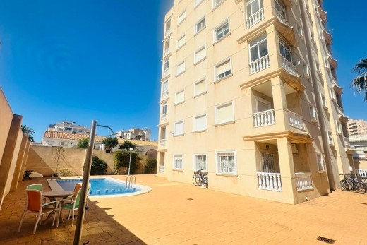 Resale - Piso - Torrevieja - Nueva Torrevieja