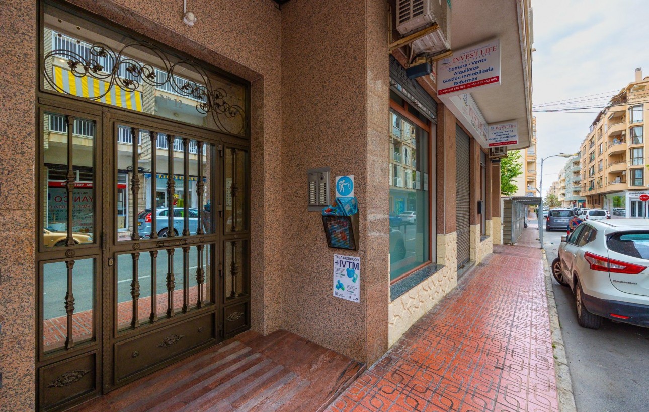 Resale - Lägenhet - Torrevieja - Playa de los locos