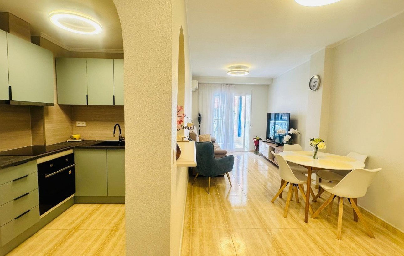 Revente - Appartement - Torrevieja - Playa del cura
