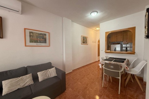Resale - Lägenhet - Torrevieja - Playa de los locos