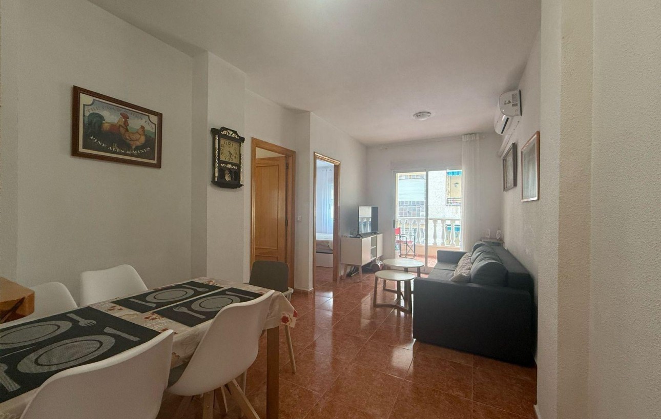Resale - Lägenhet - Torrevieja - Playa de los locos