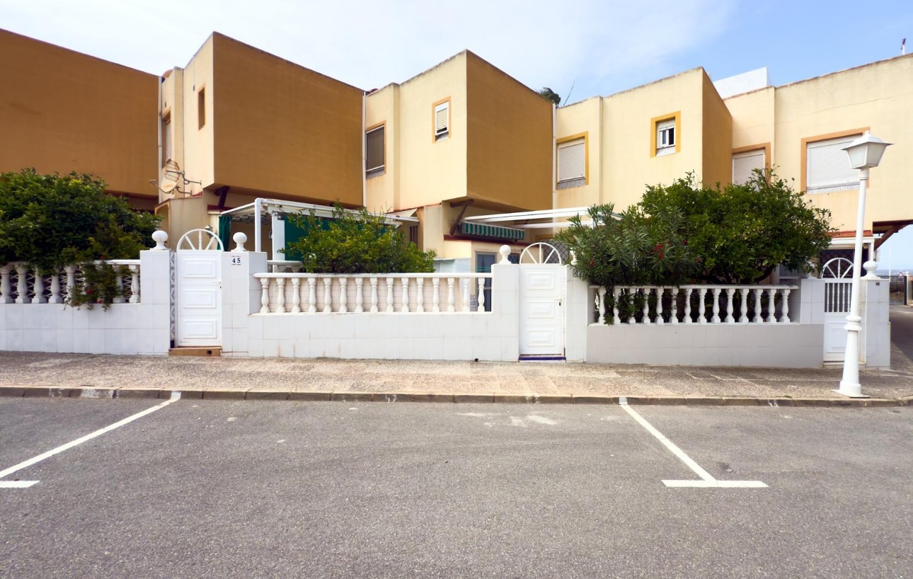 Sale - Bungalow - Torrevieja - Torreblanca