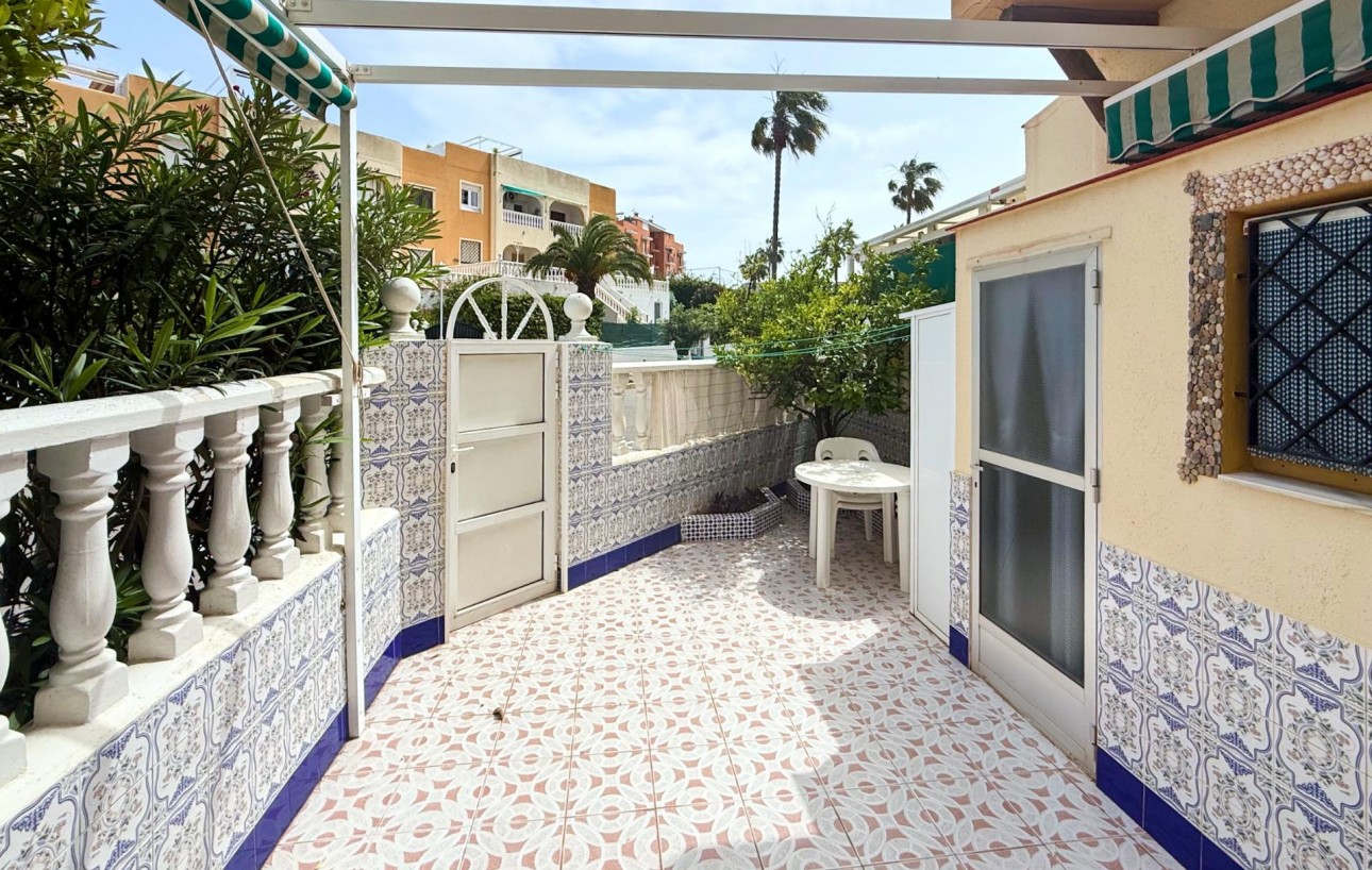 Sale - Bungalow - Torrevieja - Torreblanca