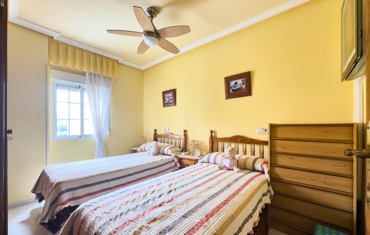Sale - Bungalow - Torrevieja - Torreblanca
