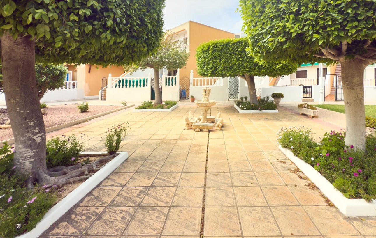 Sale - Bungalow - Torrevieja - Torreblanca