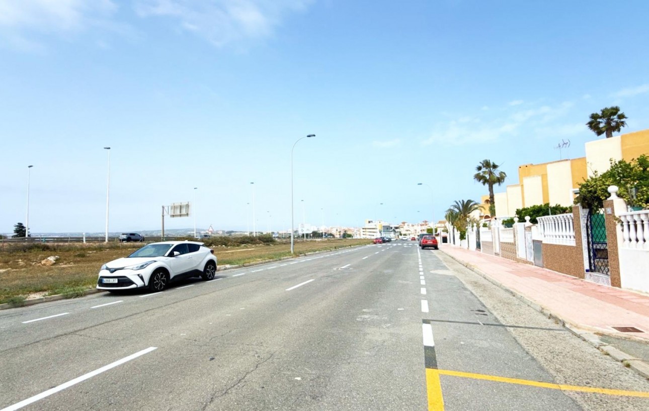 Sale - Bungalow - Torrevieja - Torreblanca