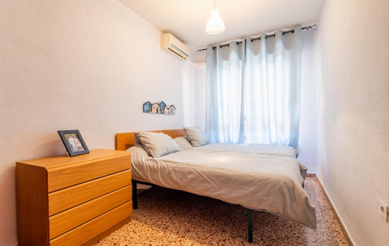 Revente - Appartement - Torrevieja - Acequion