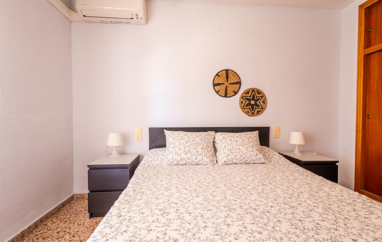 Revente - Appartement - Torrevieja - Acequion