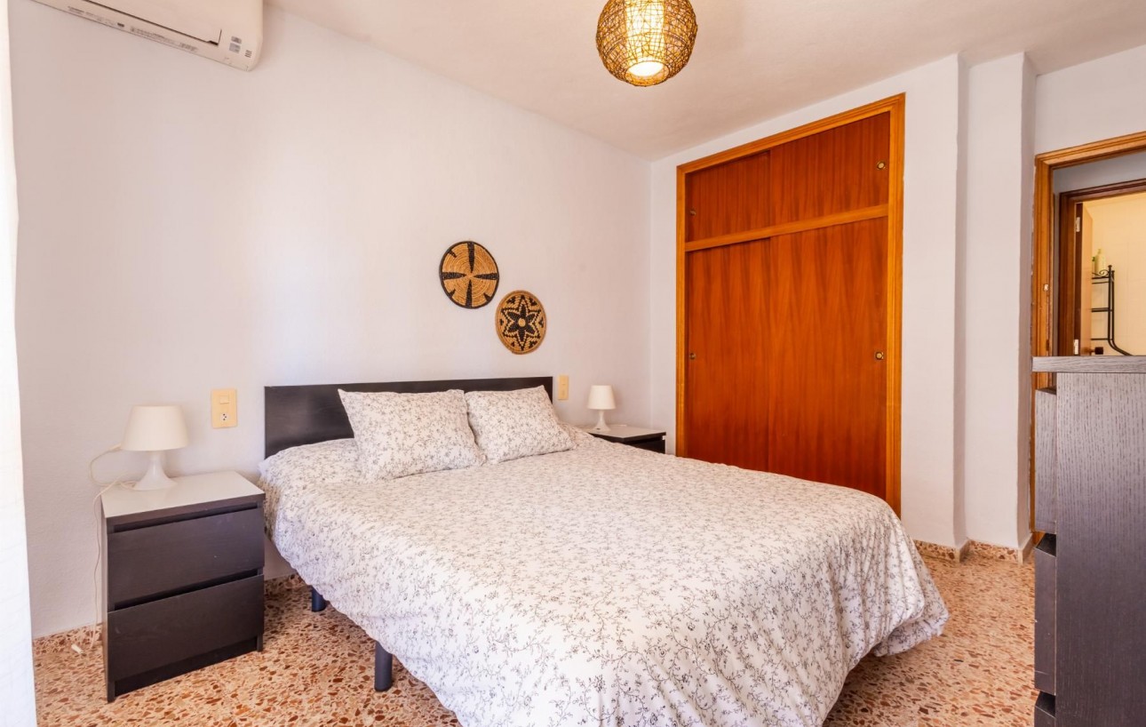 Revente - Appartement - Torrevieja - Acequion