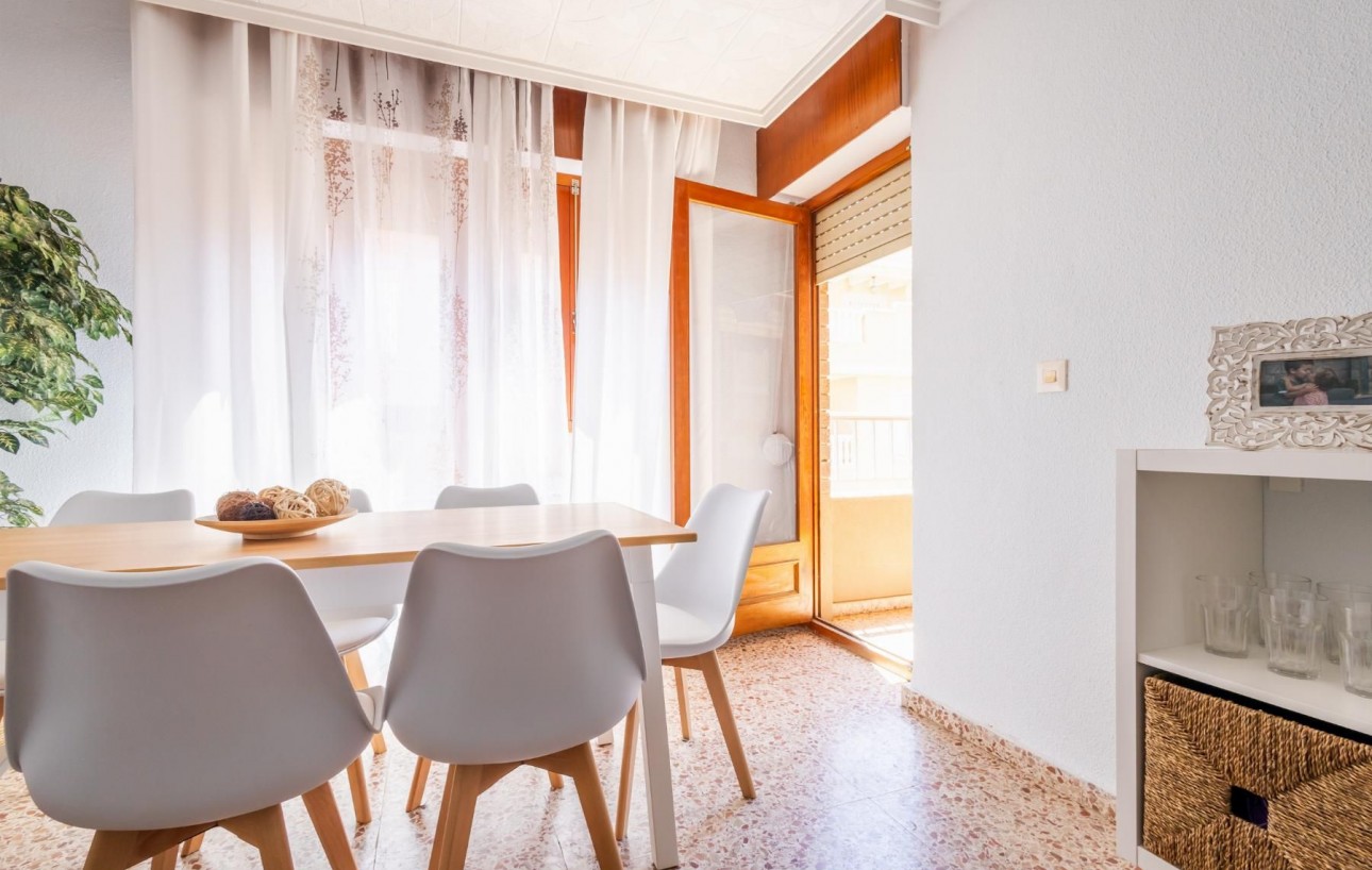 Revente - Appartement - Torrevieja - Acequion
