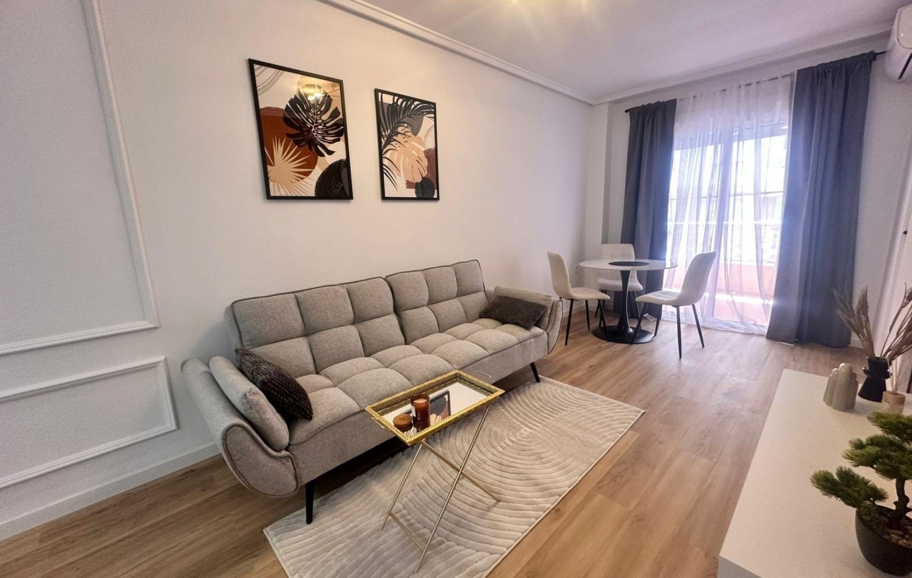 Revente - Appartement - Torrevieja - Centro
