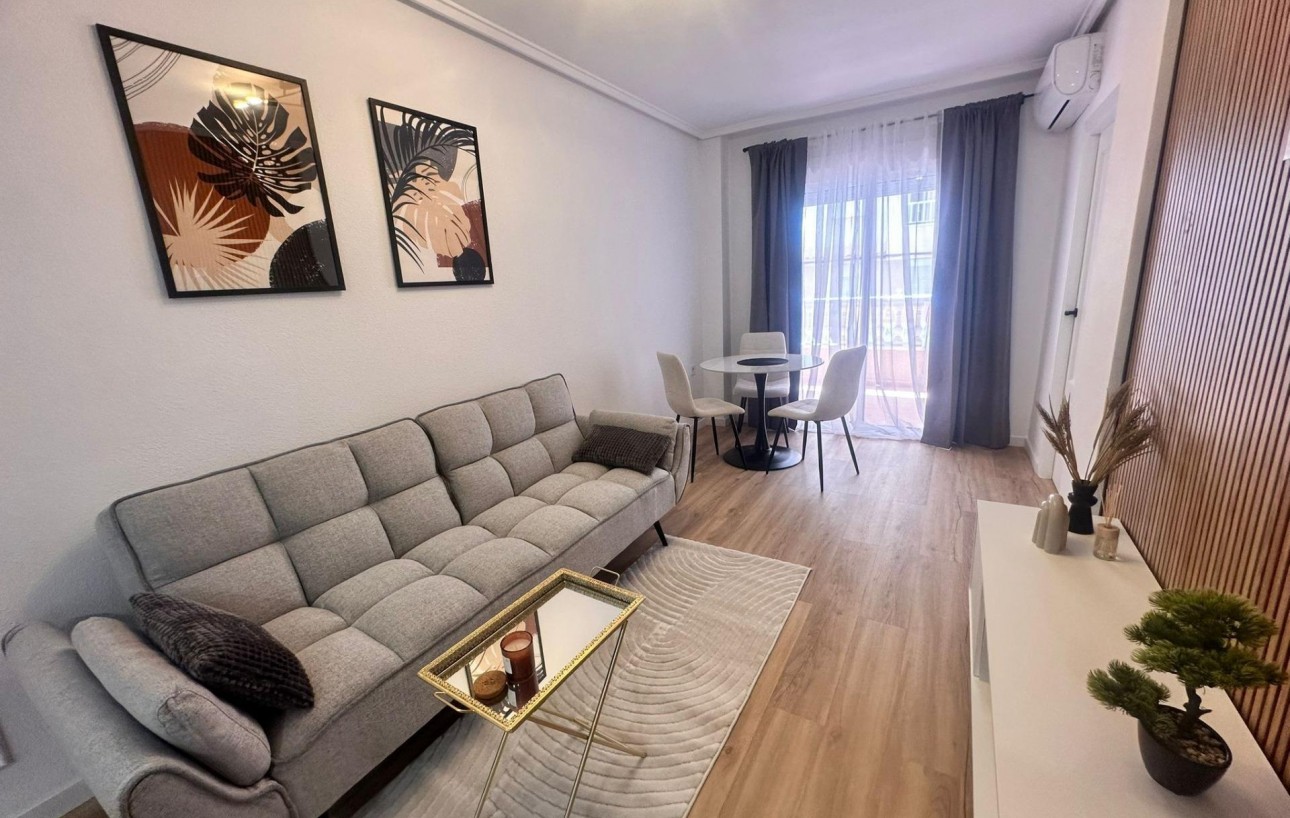 Revente - Appartement - Torrevieja - Centro