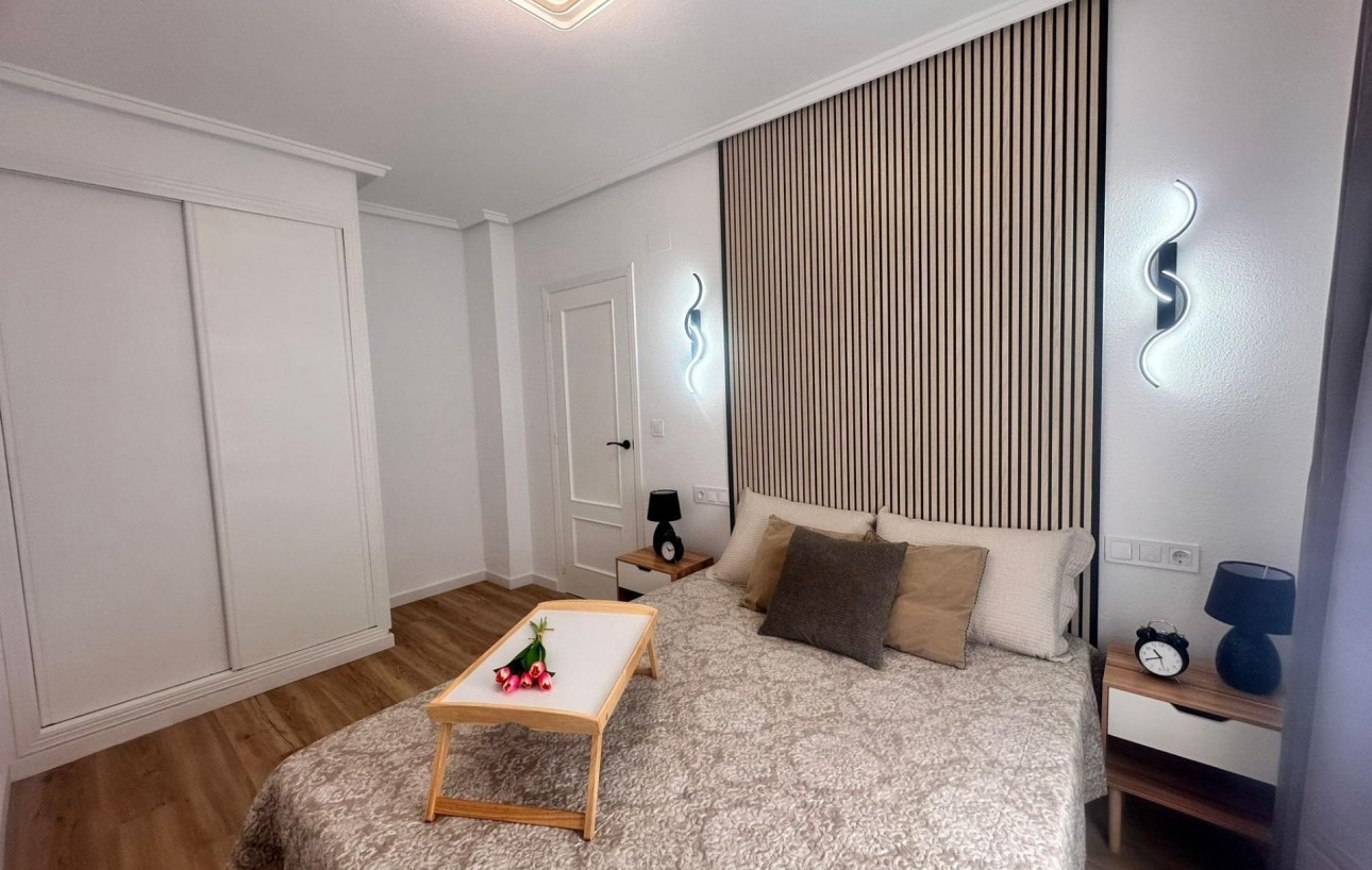 Revente - Appartement - Torrevieja - Centro