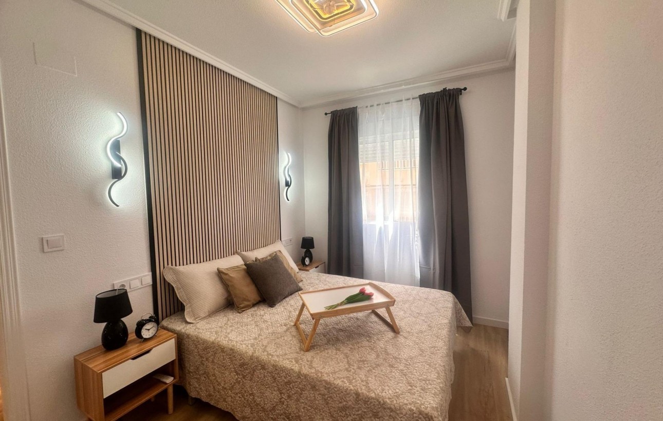 Revente - Appartement - Torrevieja - Centro