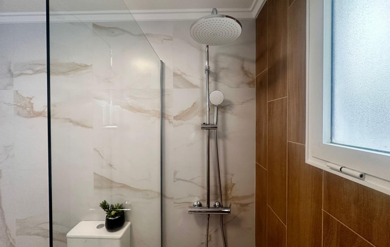 Revente - Appartement - Torrevieja - Centro
