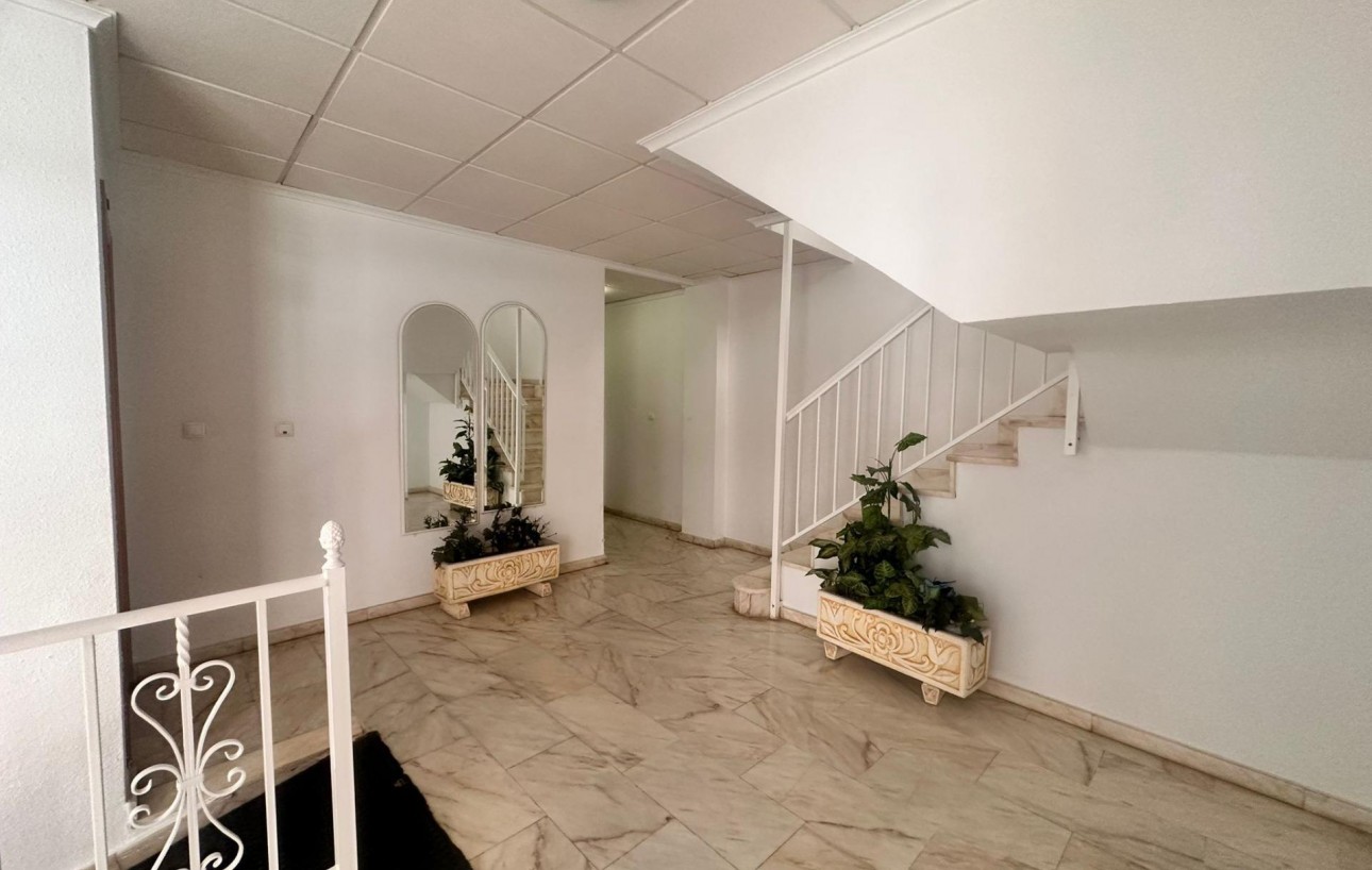 Revente - Appartement - Torrevieja - Centro