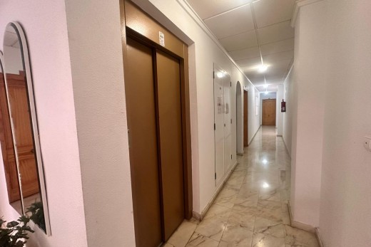 Revente - Appartement - Torrevieja - Centro
