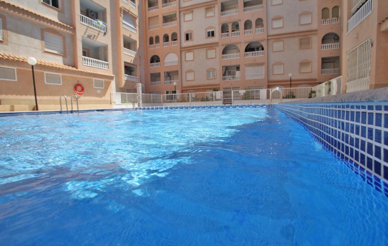 Resale - Wohnung - Torrevieja - Playa del cura