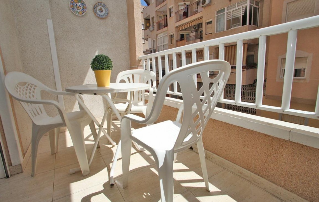 Resale - Wohnung - Torrevieja - Playa del cura