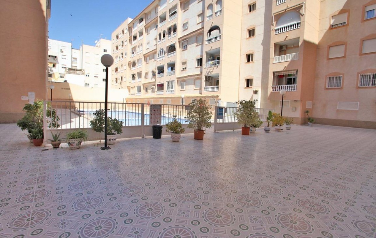 Resale - Wohnung - Torrevieja - Playa del cura