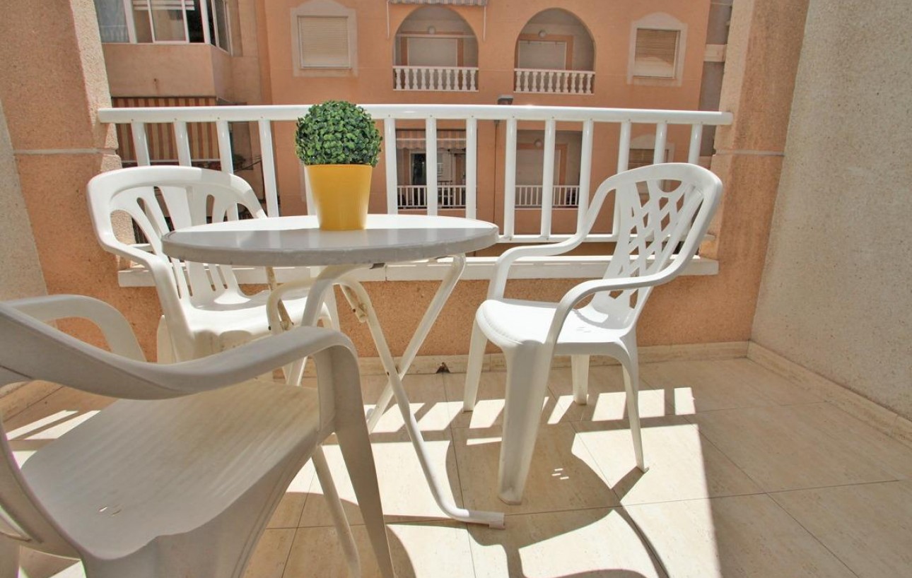 Resale - Wohnung - Torrevieja - Playa del cura
