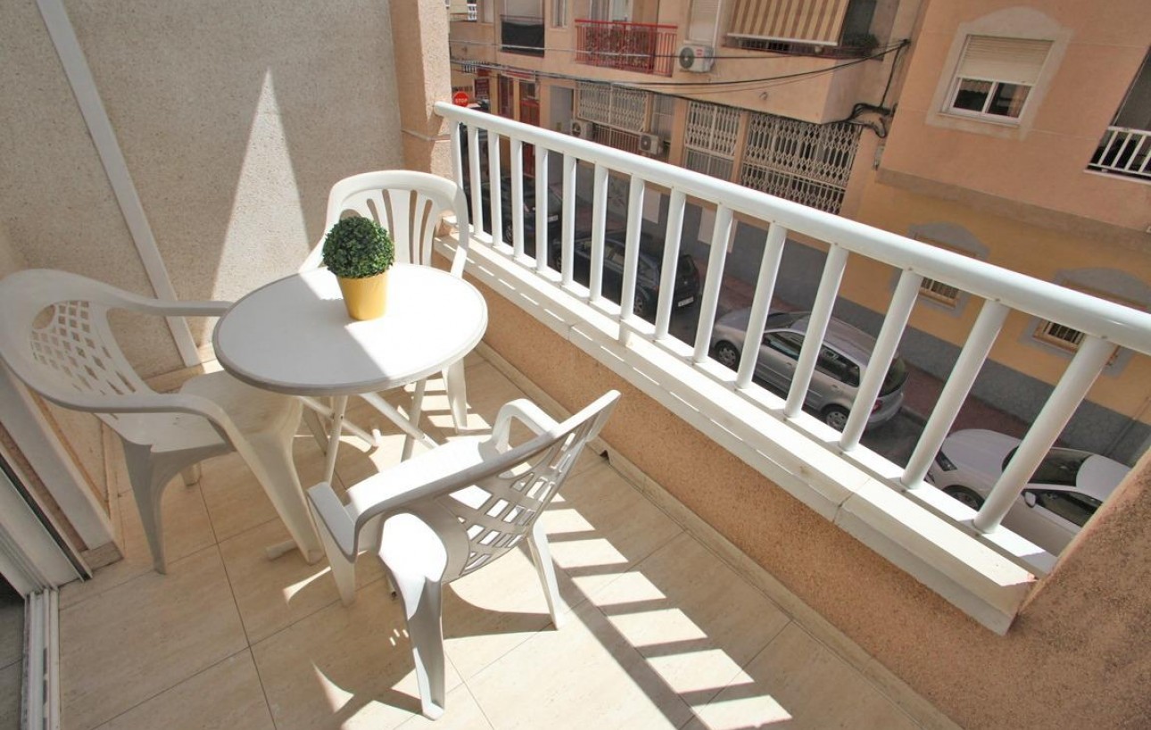 Resale - Wohnung - Torrevieja - Playa del cura