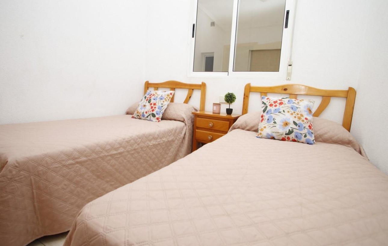 Resale - Wohnung - Torrevieja - Playa del cura