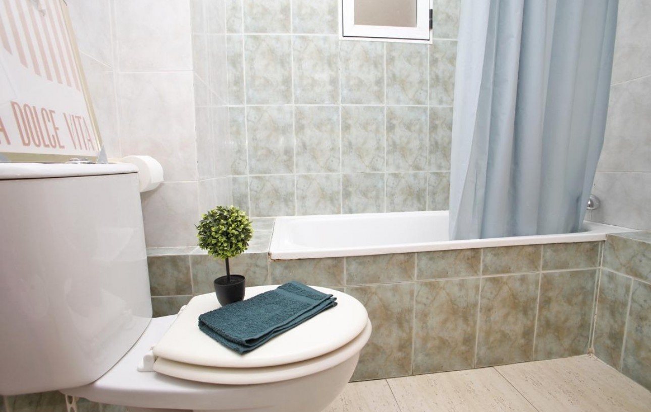 Resale - Wohnung - Torrevieja - Playa del cura