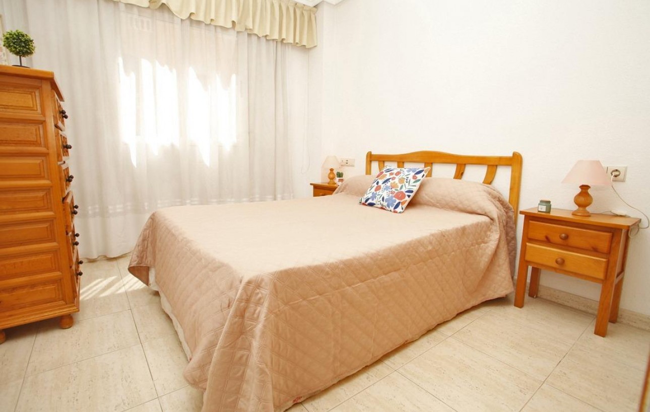 Resale - Wohnung - Torrevieja - Playa del cura