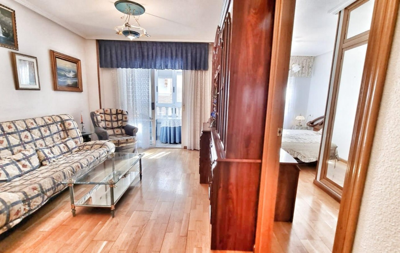 Resale - Lägenhet - Torrevieja - torrevieja