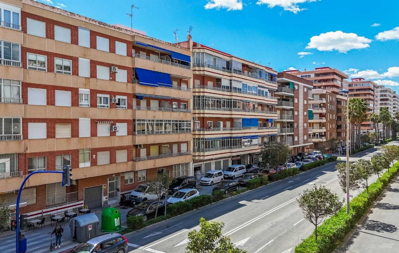 Revente - Appartement - Torrevieja - Acequion