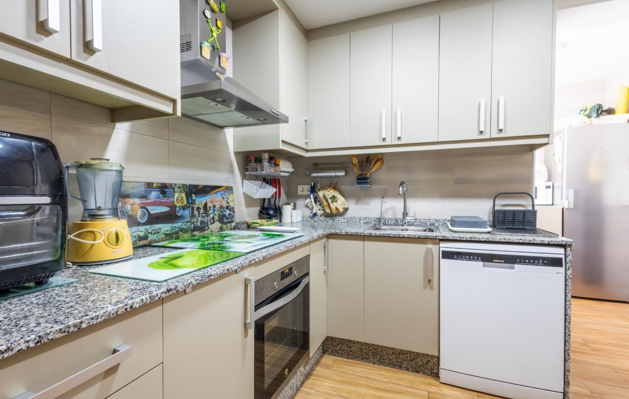 Revente - Appartement - Torrevieja - Acequion