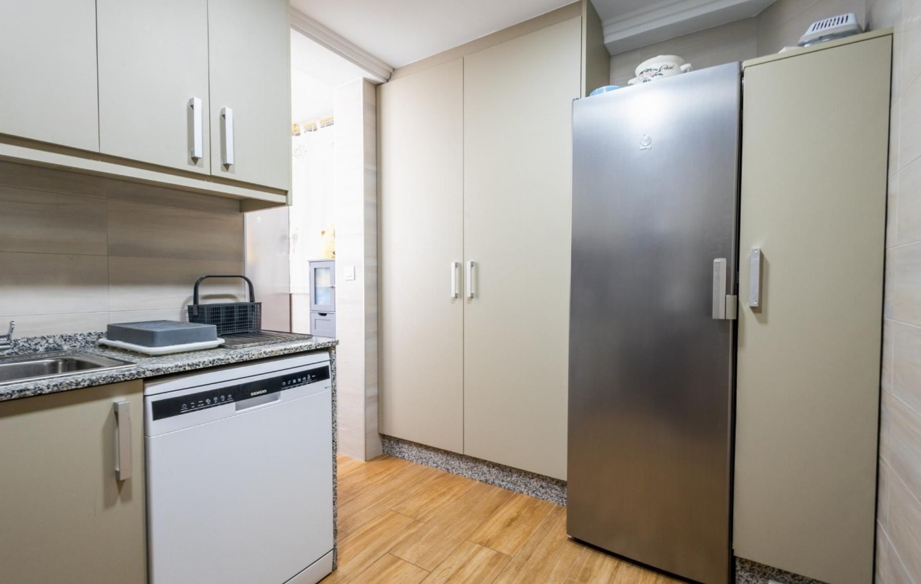 Revente - Appartement - Torrevieja - Acequion