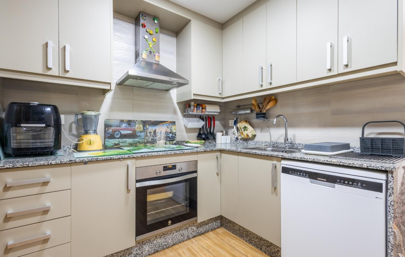 Revente - Appartement - Torrevieja - Acequion