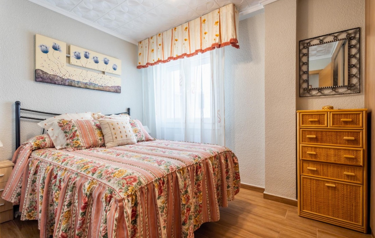 Revente - Appartement - Torrevieja - Acequion