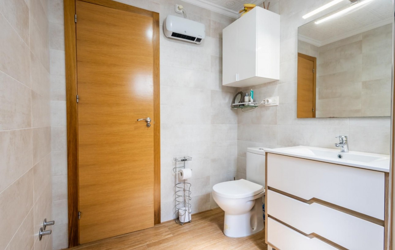 Revente - Appartement - Torrevieja - Acequion