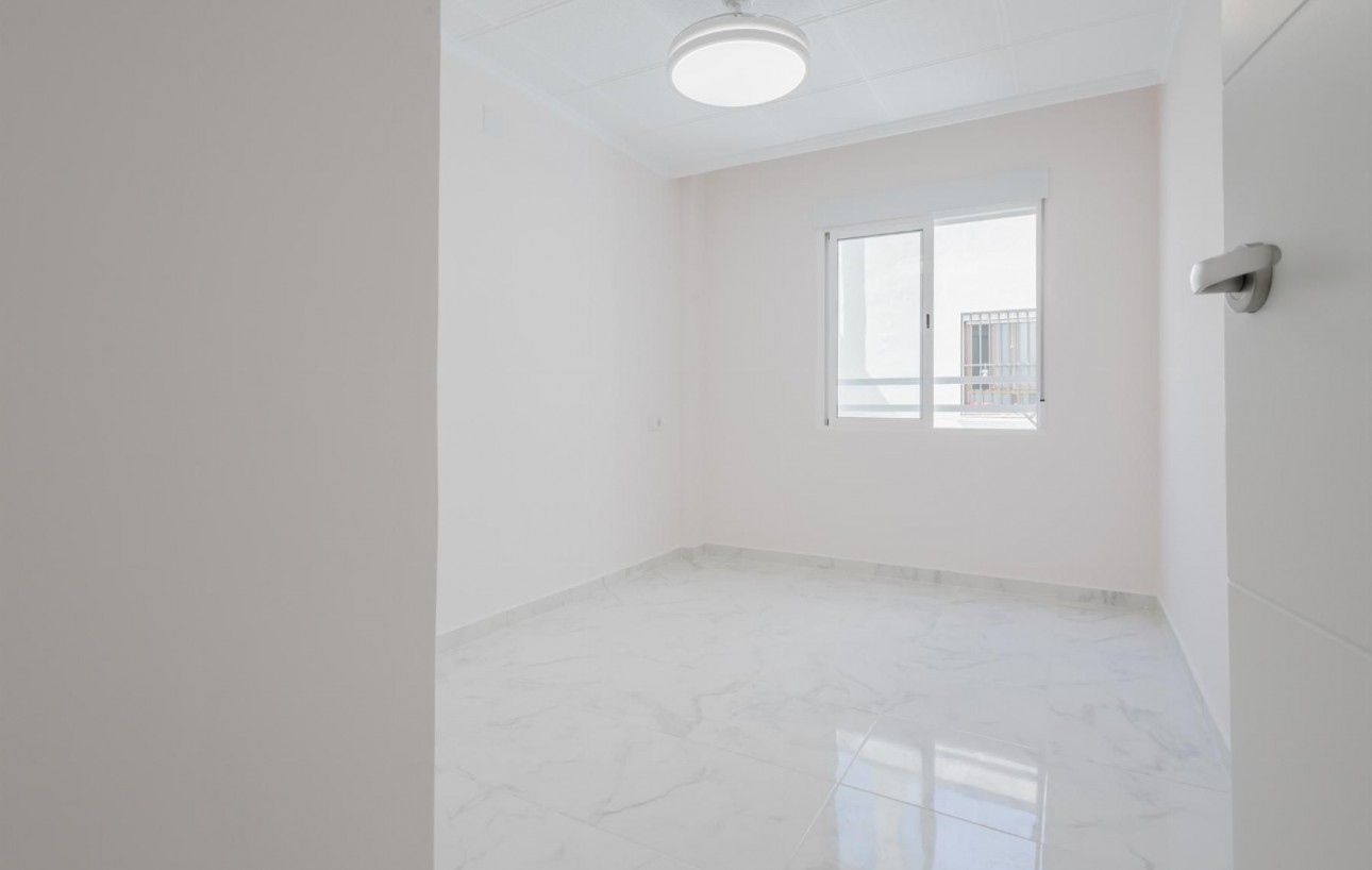 Venta - Apartamento - Torrevieja - Acequion