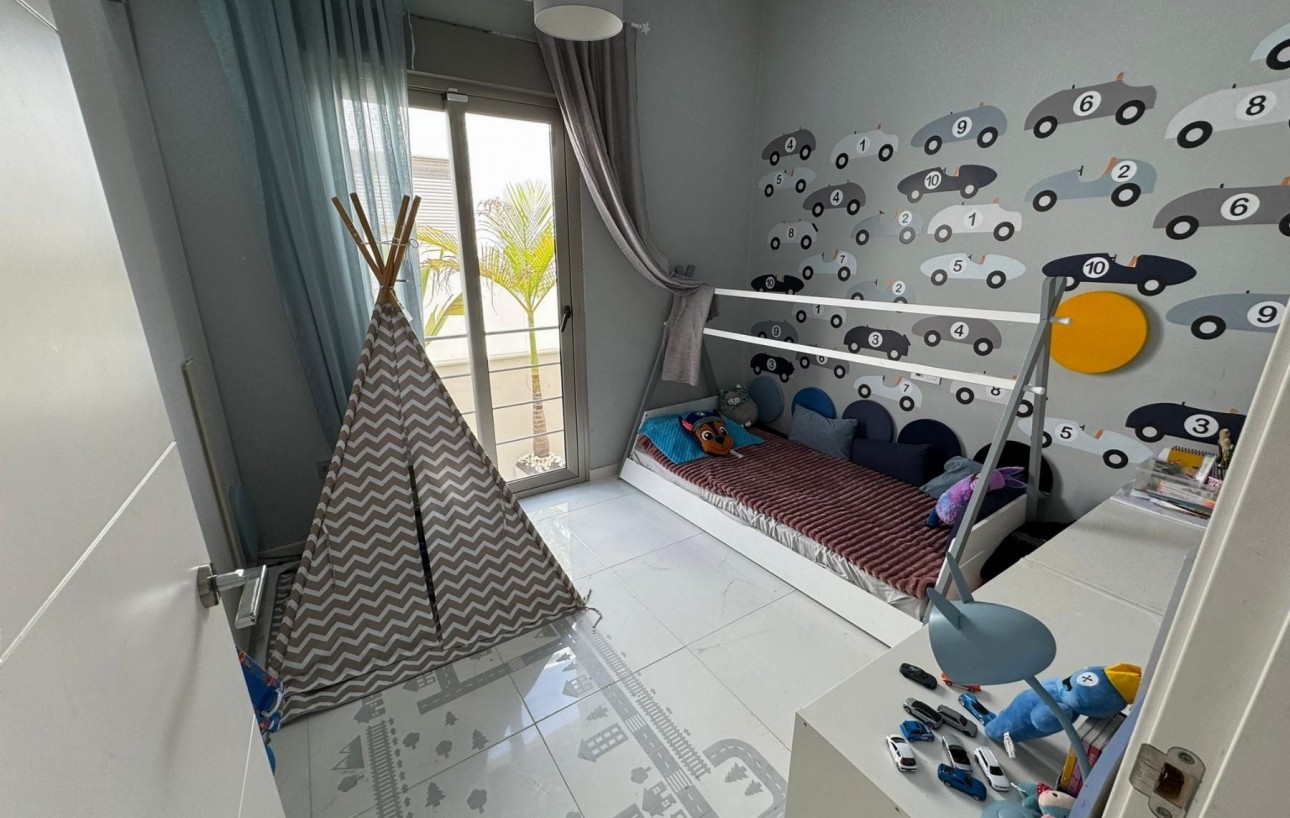 Sale - Chalet - Orihuela Costa - PAU 26