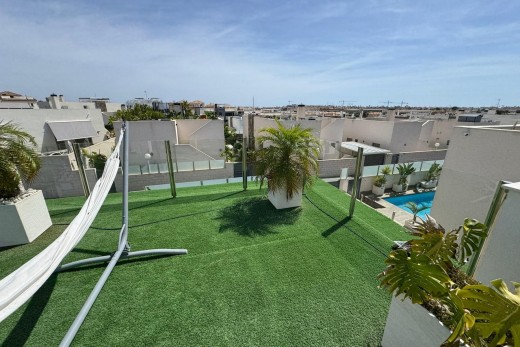 Sale - Chalet - Orihuela Costa - PAU 26