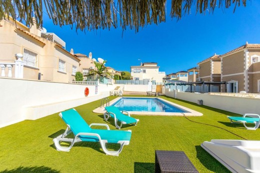 Venta - Casa - San Miguel de Salinas - Las filipinas