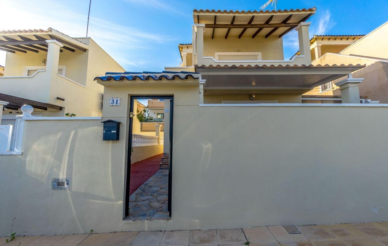 Venta - Casa - San Miguel de Salinas - Las filipinas