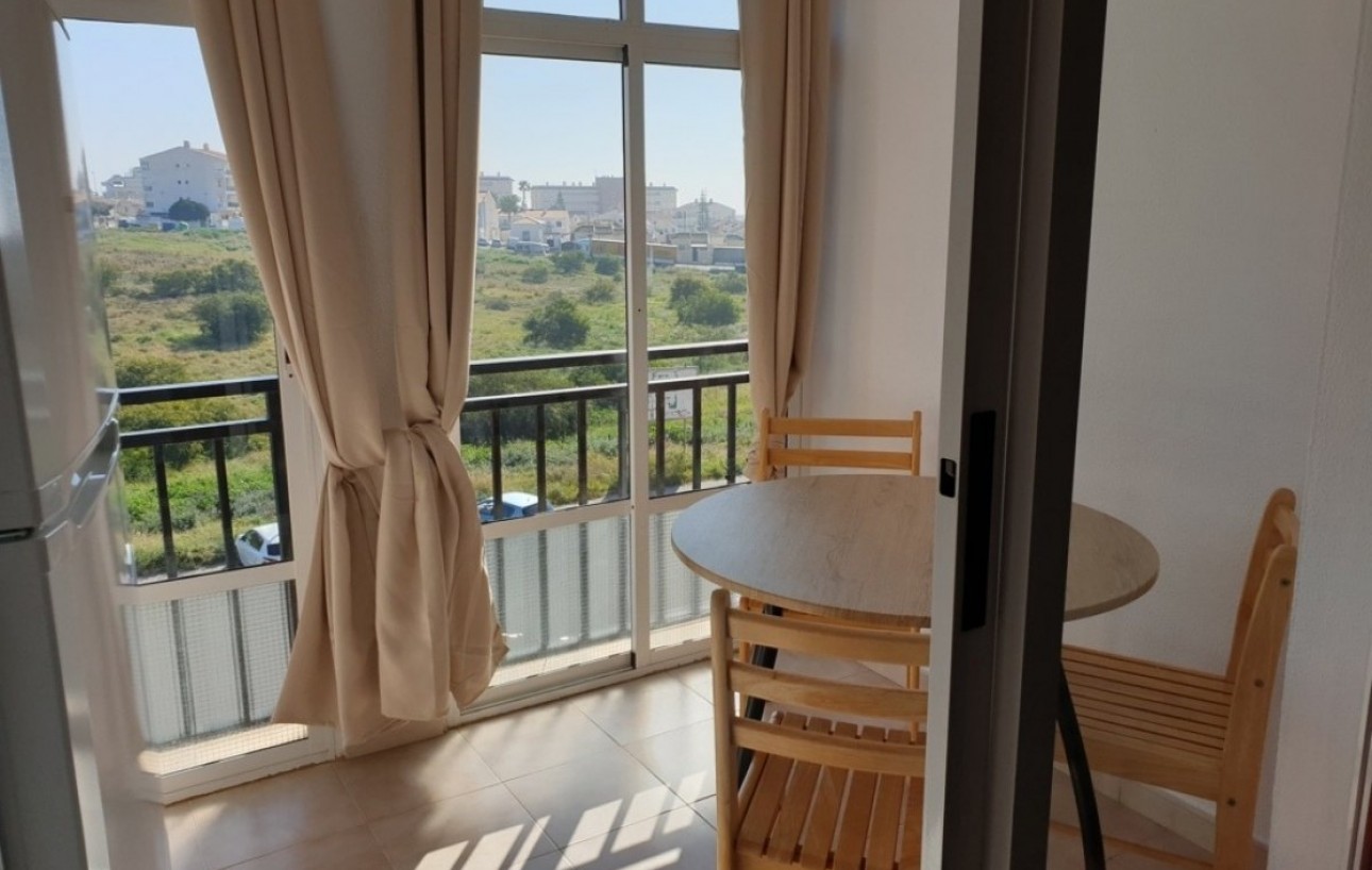 Resale - Wohnung - Torrevieja - La Mata
