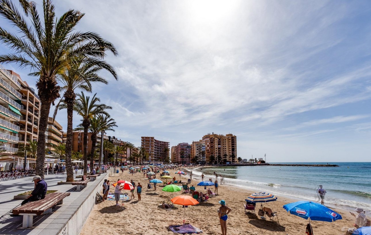 Resale - Wohnung - Torrevieja - Playa del cura