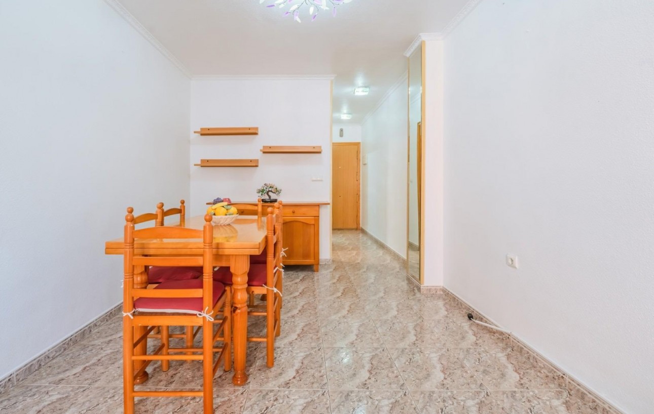 Resale - Wohnung - Torrevieja - Estacion de autobuses